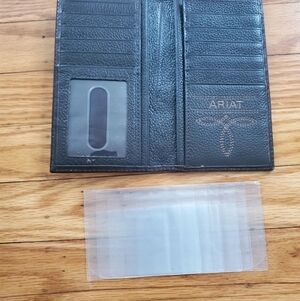 ARIAT CHEEKBOOK LONG WALLET Embossed BROWN  Leather MENS